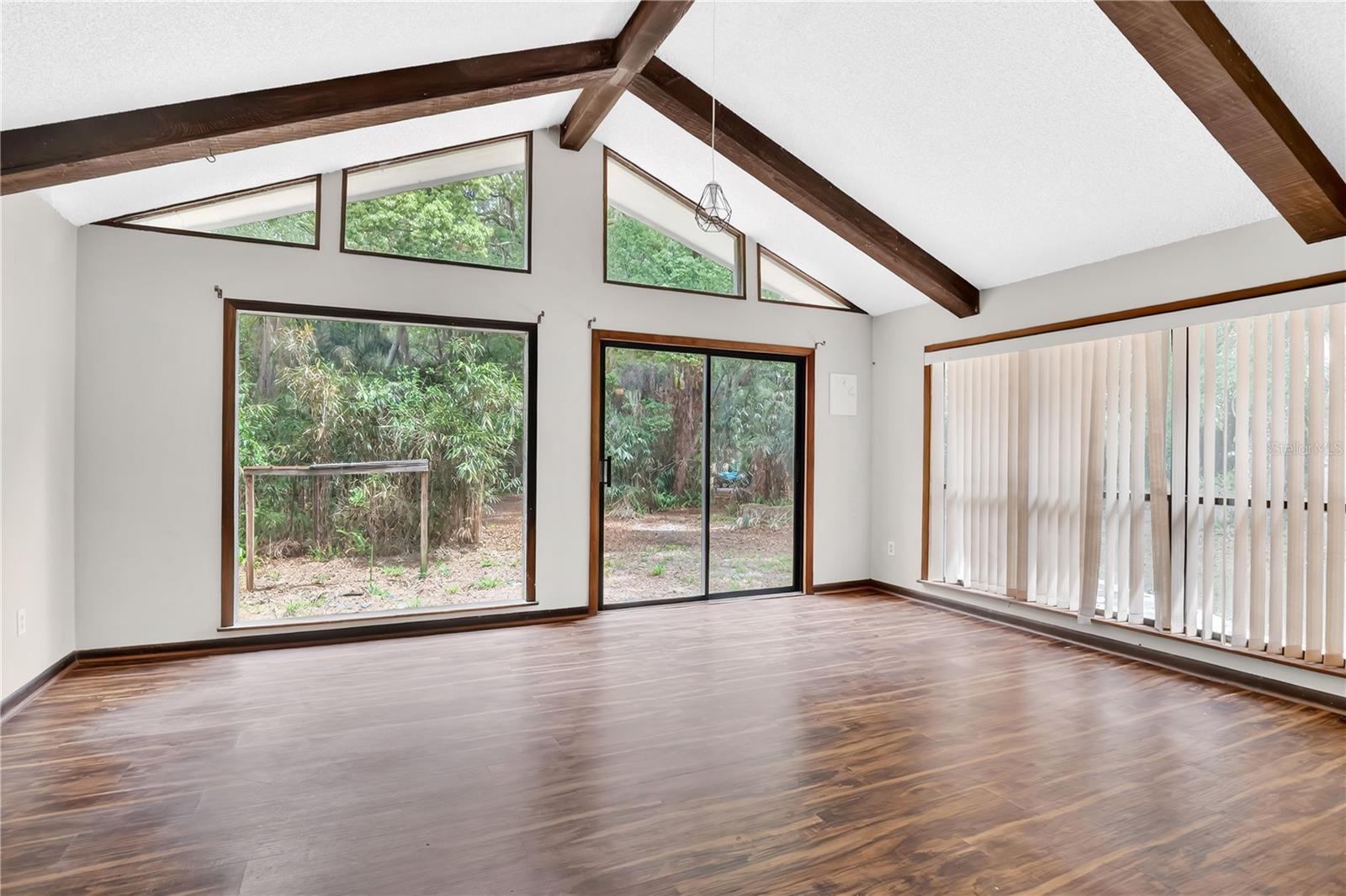 599 LAKE GENEVA RD, GENEVA, FL, 32732