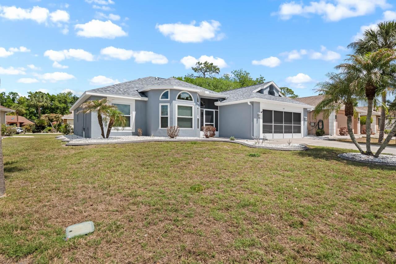 327 CALOOSA WOODS LN, SUN CITY CENTER, FL, 33573
