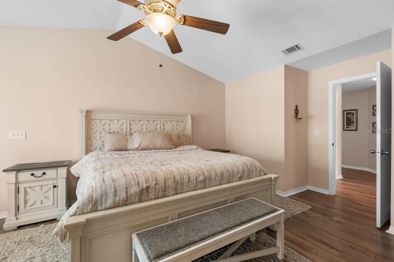 327 CALOOSA WOODS LN, SUN CITY CENTER, FL, 33573