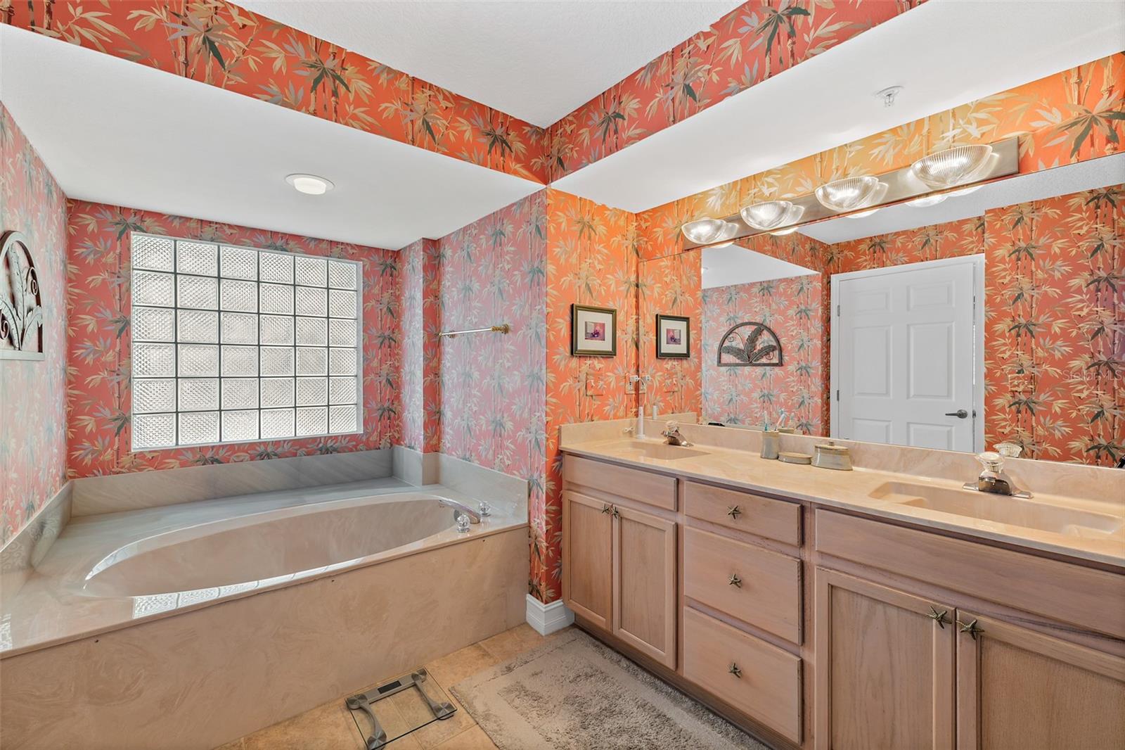 8472 RIDGEWOOD AVE #201, CAPE CANAVERAL, FL, 32920