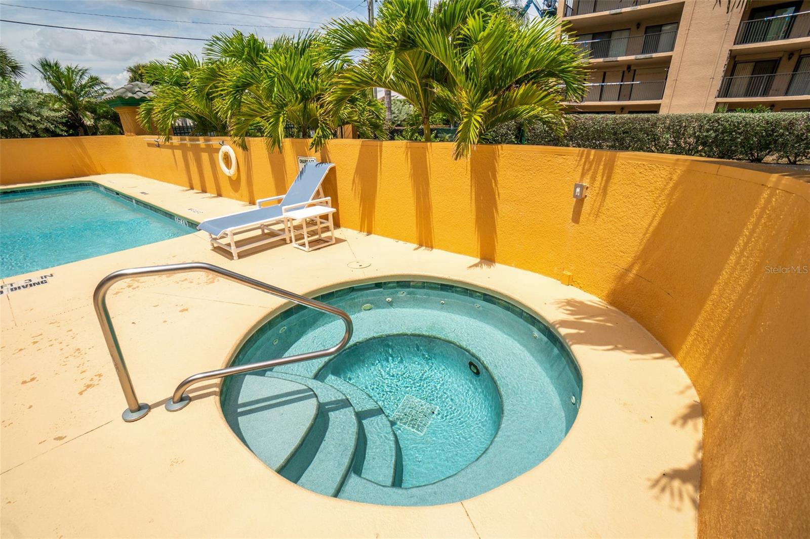 8472 RIDGEWOOD AVE #201, CAPE CANAVERAL, FL, 32920