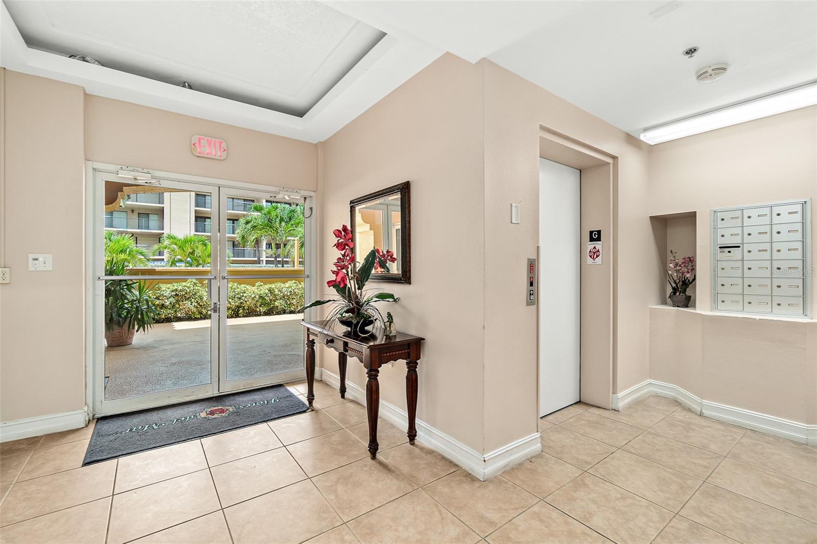 8472 RIDGEWOOD AVE #201, CAPE CANAVERAL, FL, 32920
