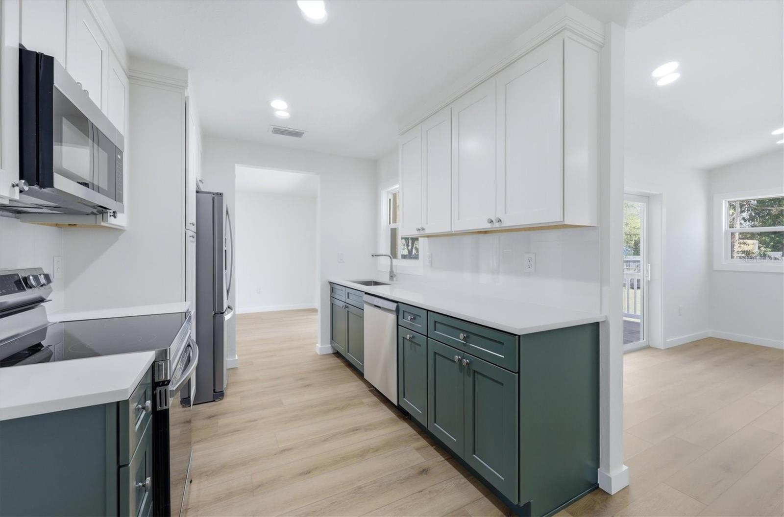 5251 BUNYAN ST, SARASOTA, FL, 34232