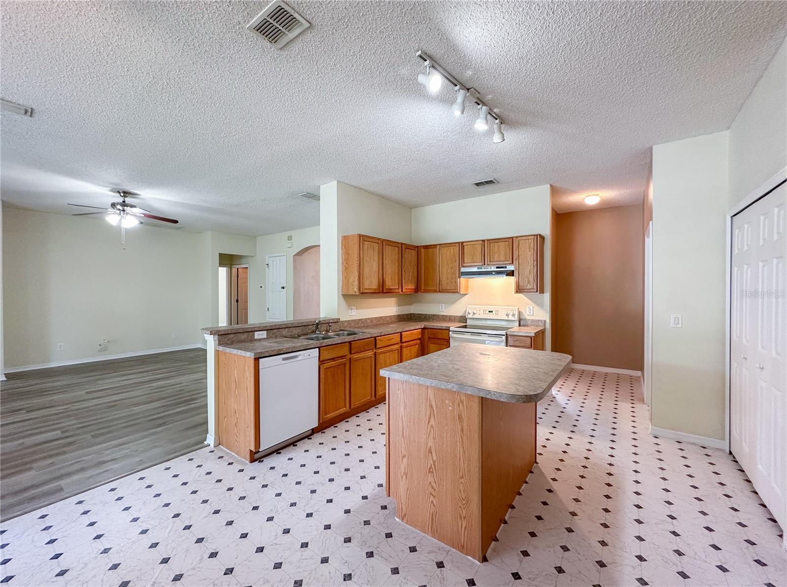 2776 CABERNET CIR, OCOEE, FL, 34761