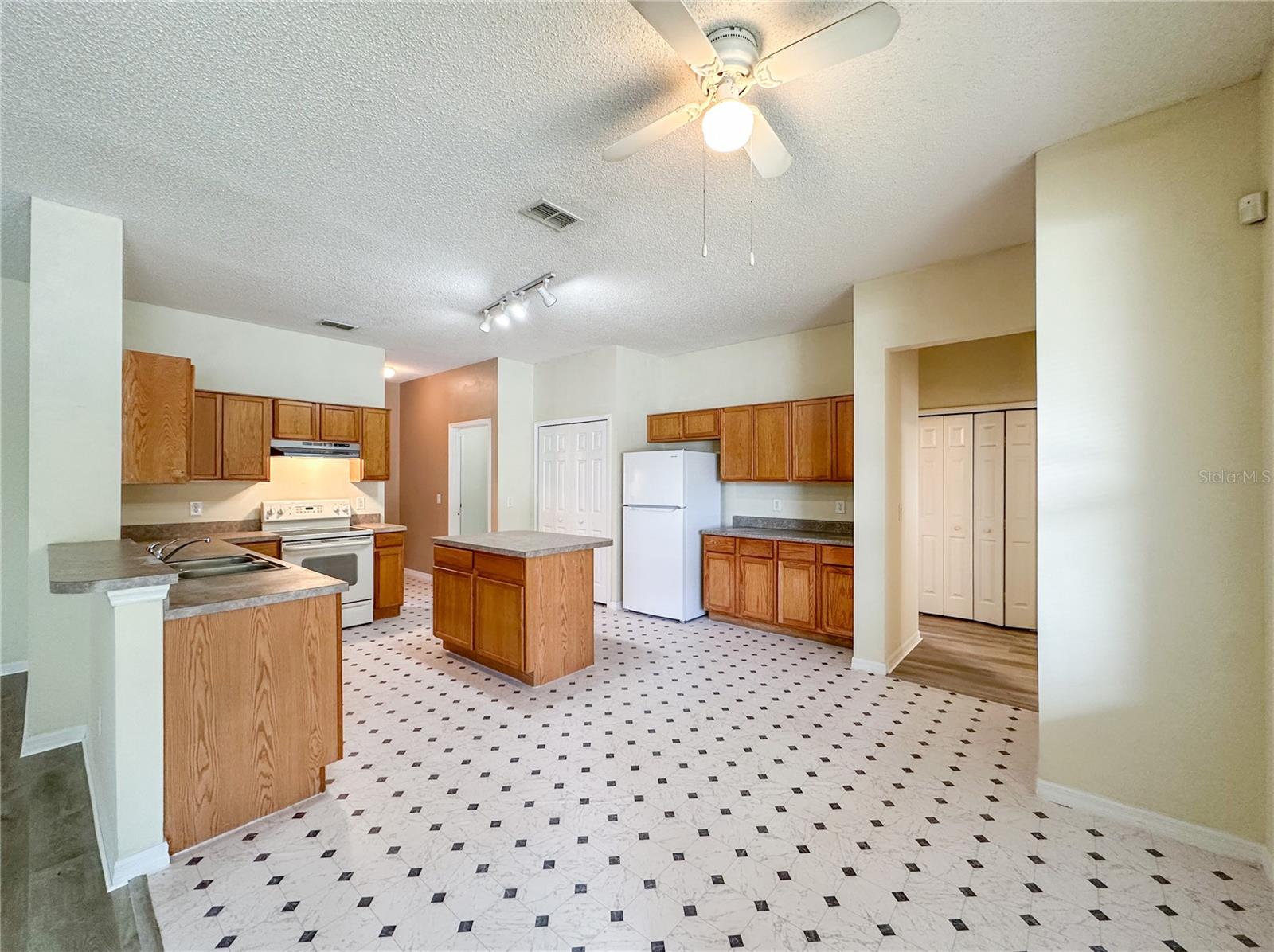 2776 CABERNET CIR, OCOEE, FL, 34761