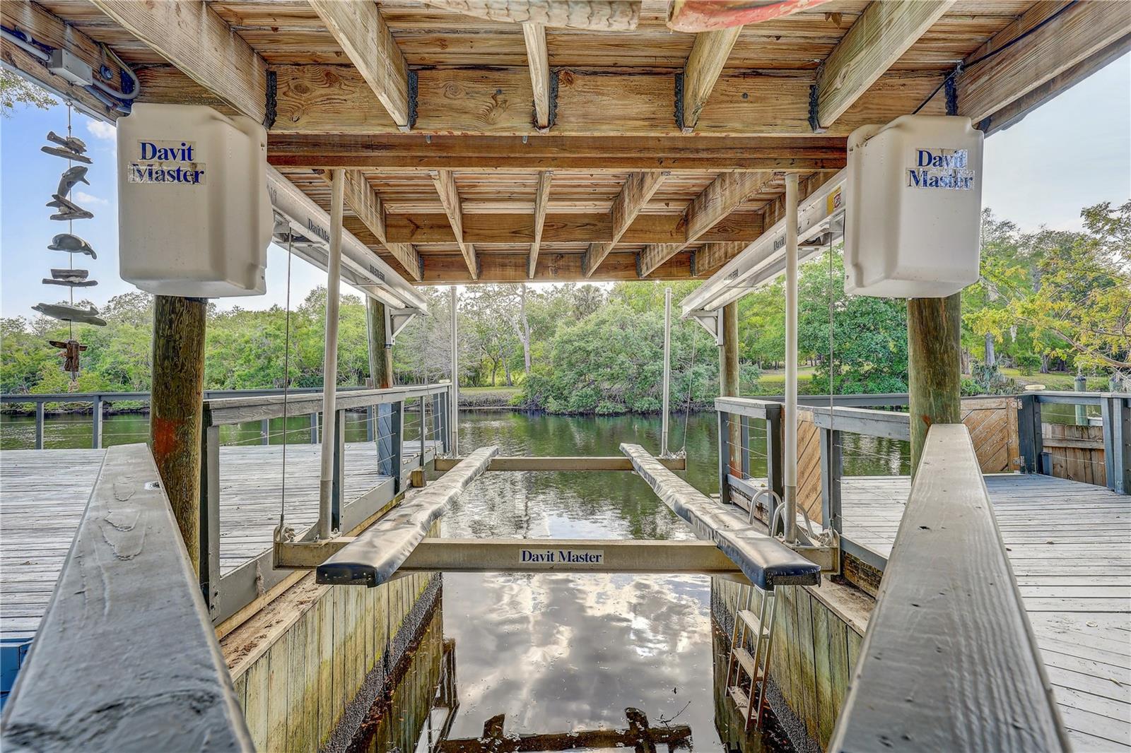 7500 N OLA AVE, TAMPA, FL, 33604
