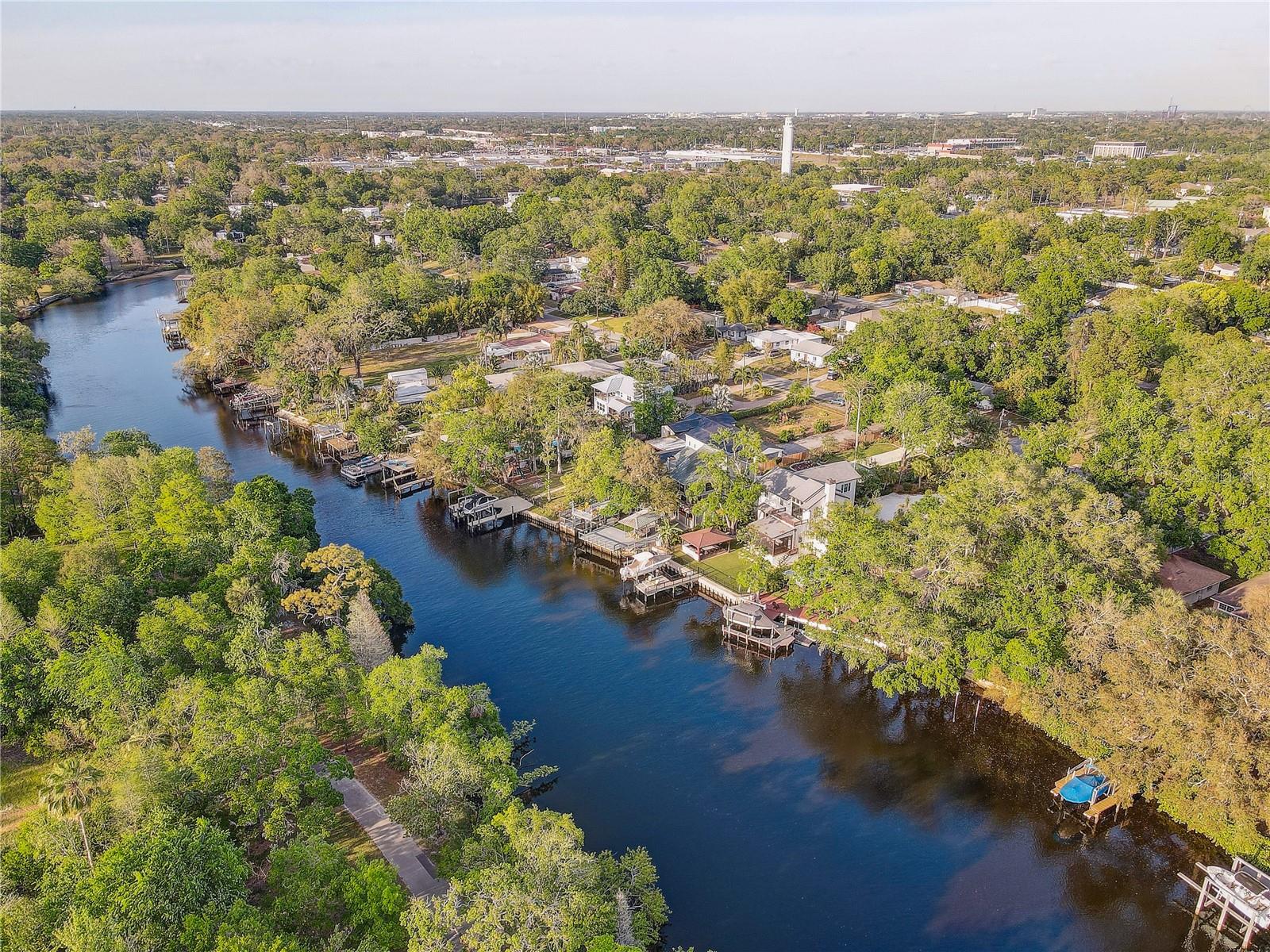 7500 N OLA AVE, TAMPA, FL, 33604