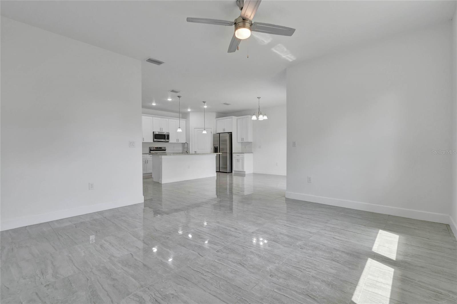 113 W REDDING ST, DAVENPORT, FL, 33837