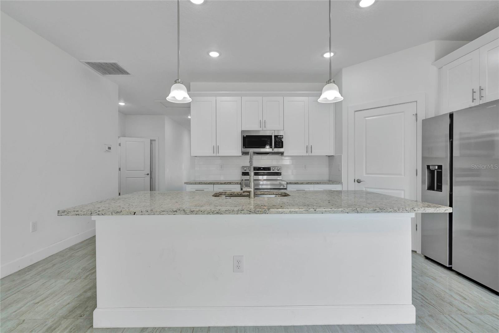 113 W REDDING ST, DAVENPORT, FL, 33837