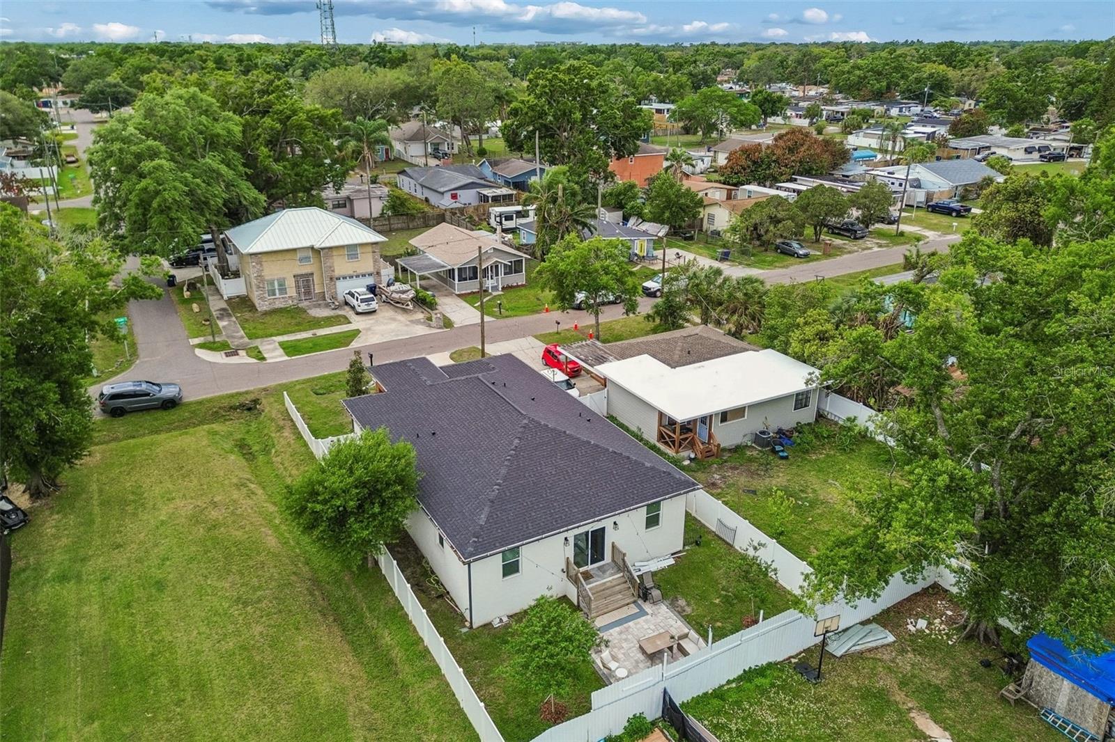 1901 W CLUSTER AVE, TAMPA, FL, 33604