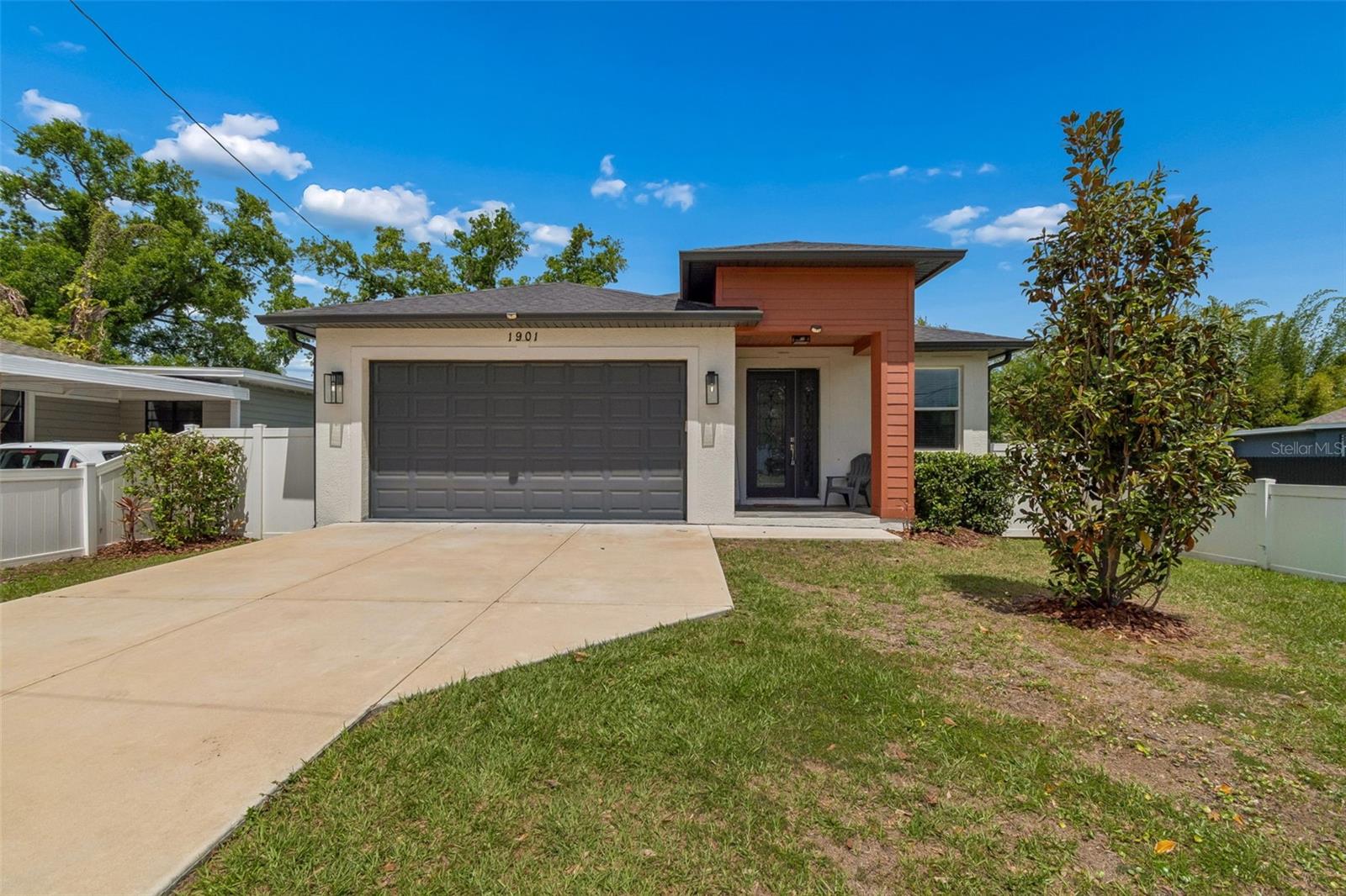 1901 W CLUSTER AVE, TAMPA, FL, 33604