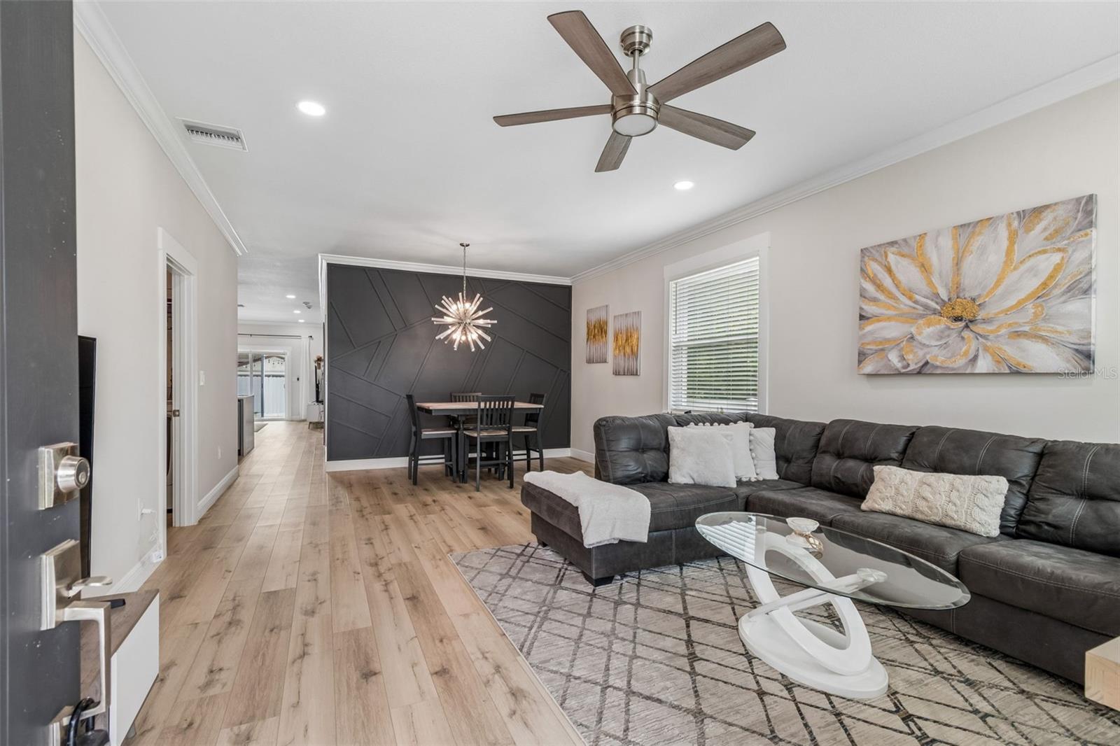 1901 W CLUSTER AVE, TAMPA, FL, 33604