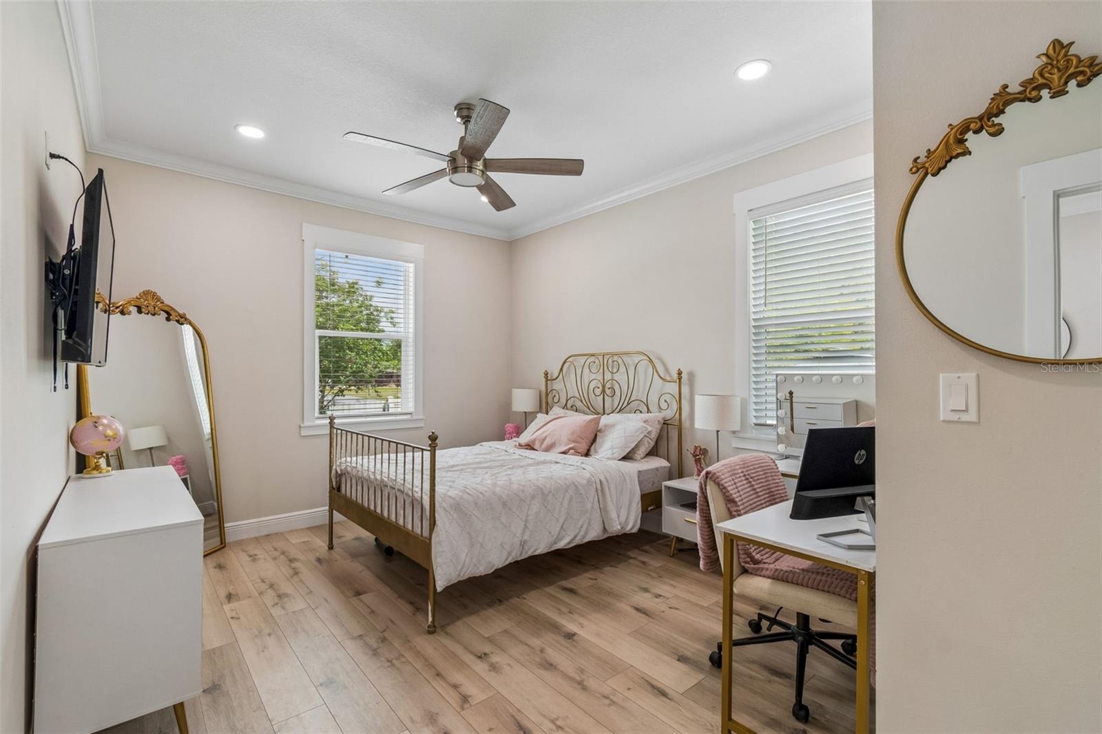 1901 W CLUSTER AVE, TAMPA, FL, 33604