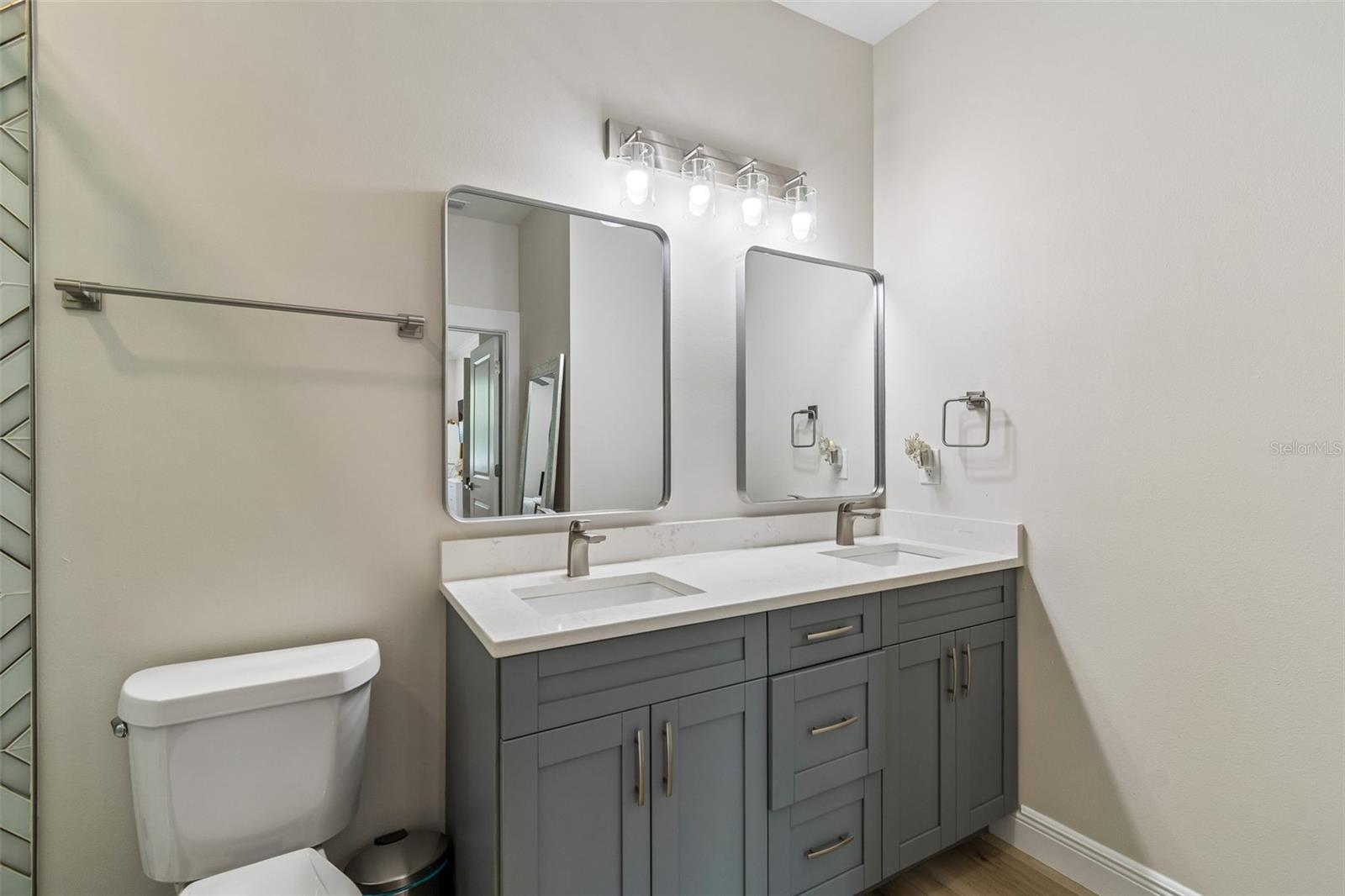 1901 W CLUSTER AVE, TAMPA, FL, 33604