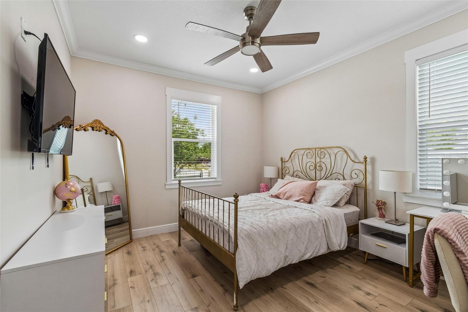 1901 W CLUSTER AVE, TAMPA, FL, 33604