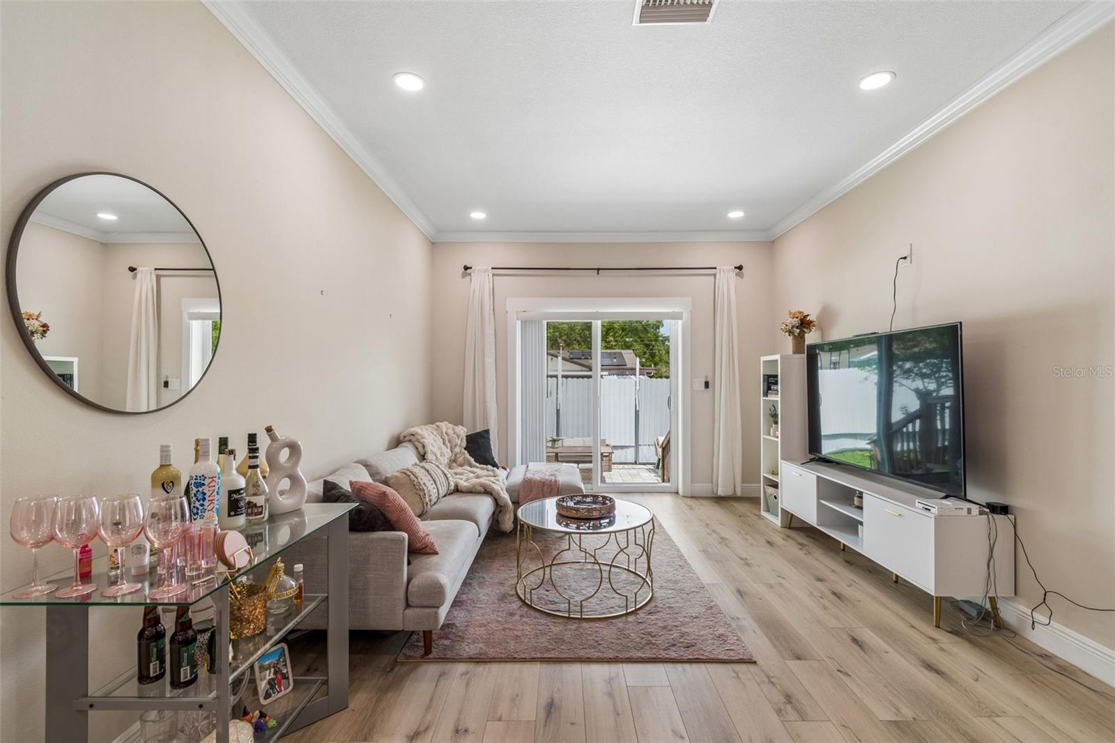 1901 W CLUSTER AVE, TAMPA, FL, 33604