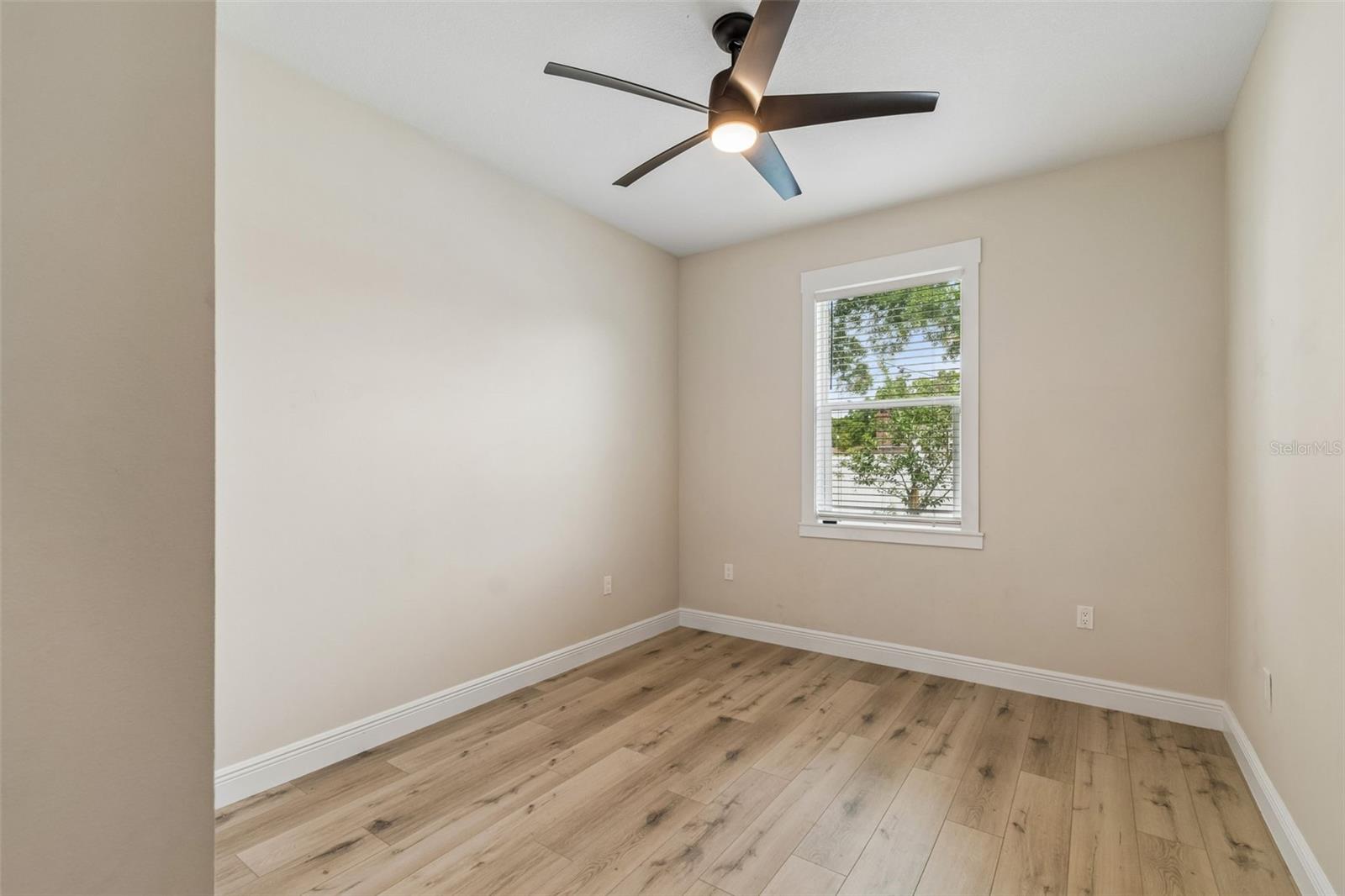 1901 W CLUSTER AVE, TAMPA, FL, 33604