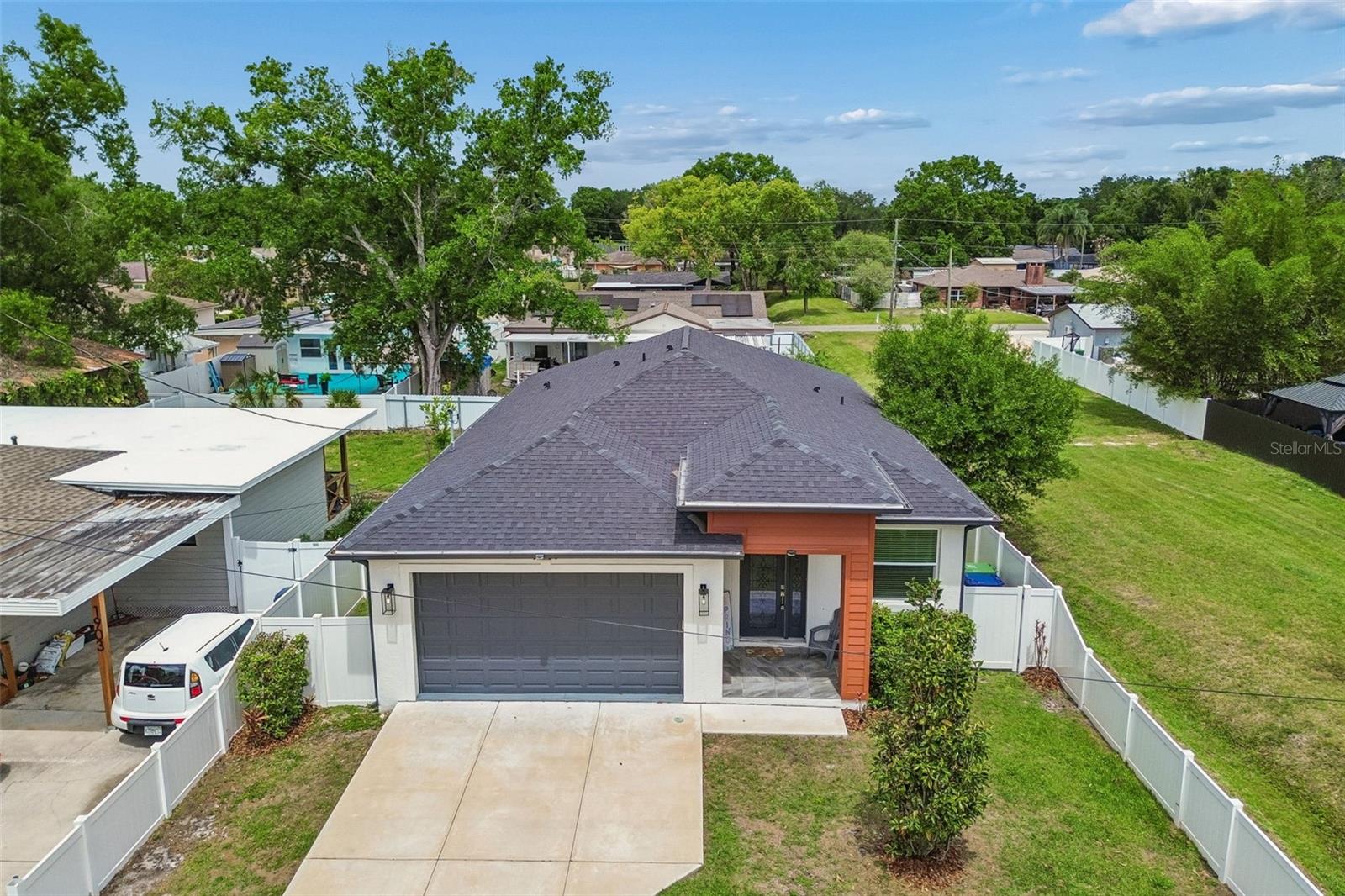 1901 W CLUSTER AVE, TAMPA, FL, 33604