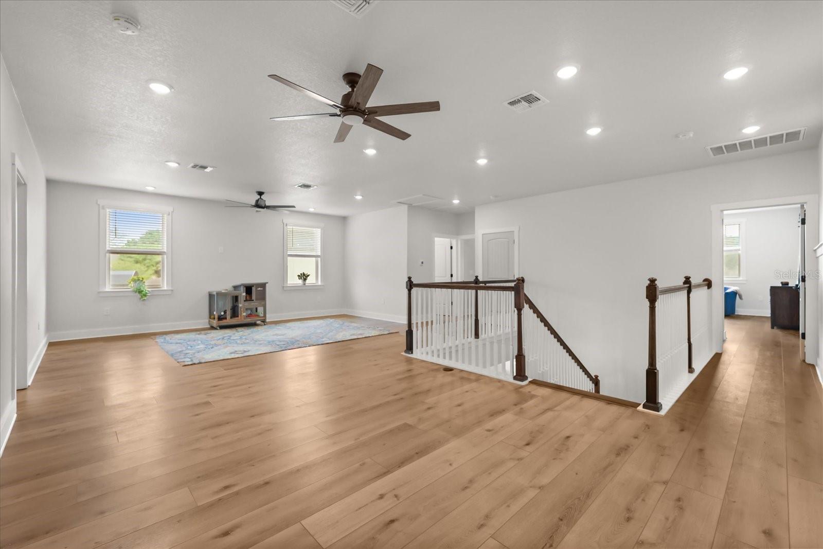 21709 HIDDEN CREEK LN, MOUNT DORA, FL, 32757