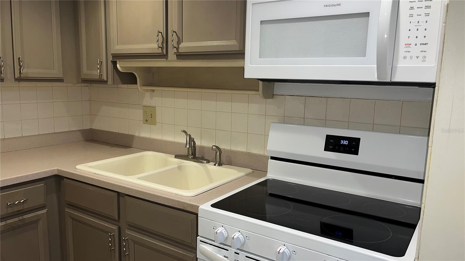 870 VIRGINIA ST #111, DUNEDIN, FL, 34698