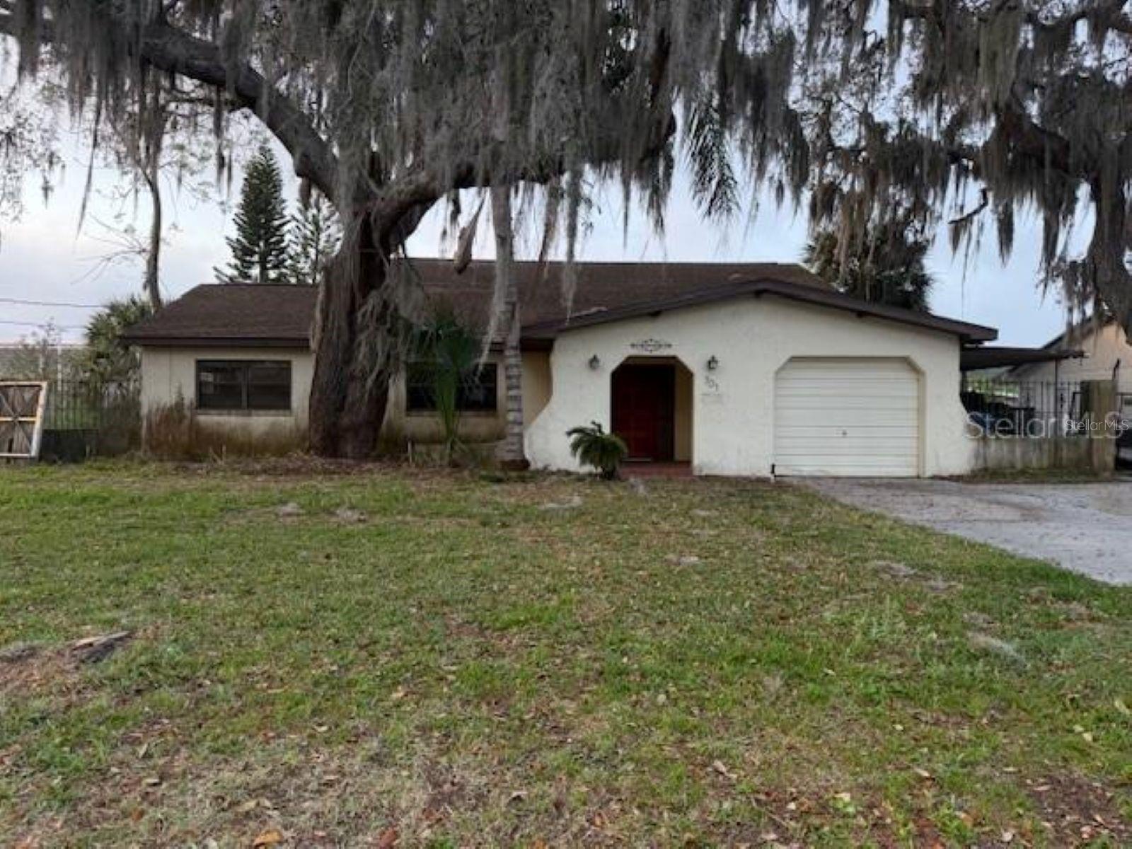 701 MADISON ST, TAVARES, FL, 32778