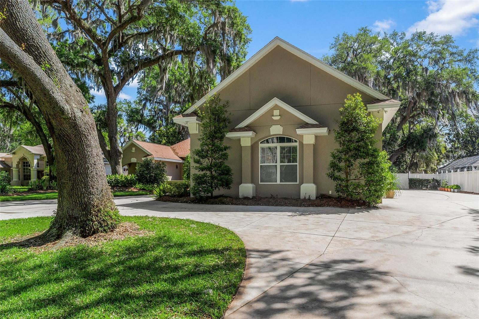 926 HAWK LNDG, FRUITLAND PARK, FL, 34731