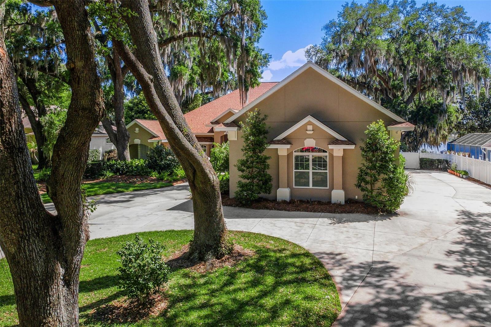 926 HAWK LNDG, FRUITLAND PARK, FL, 34731