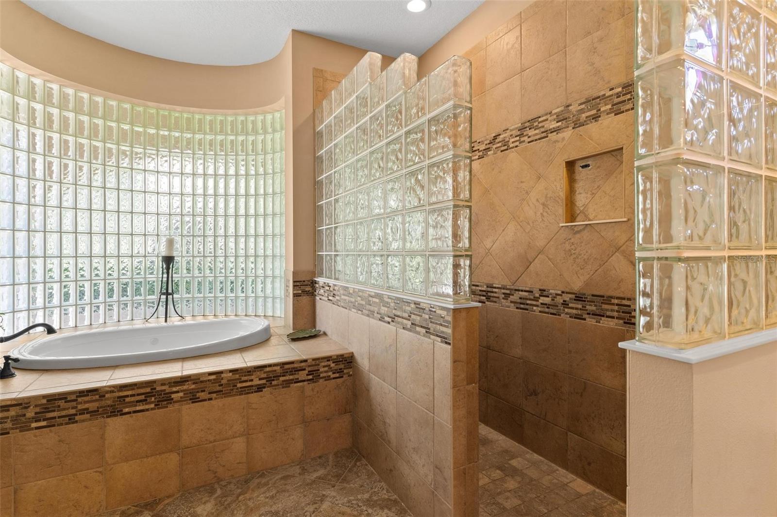 926 HAWK LNDG, FRUITLAND PARK, FL, 34731