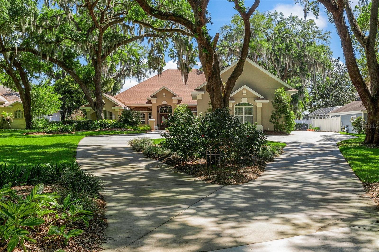 926 HAWK LNDG, FRUITLAND PARK, FL, 34731