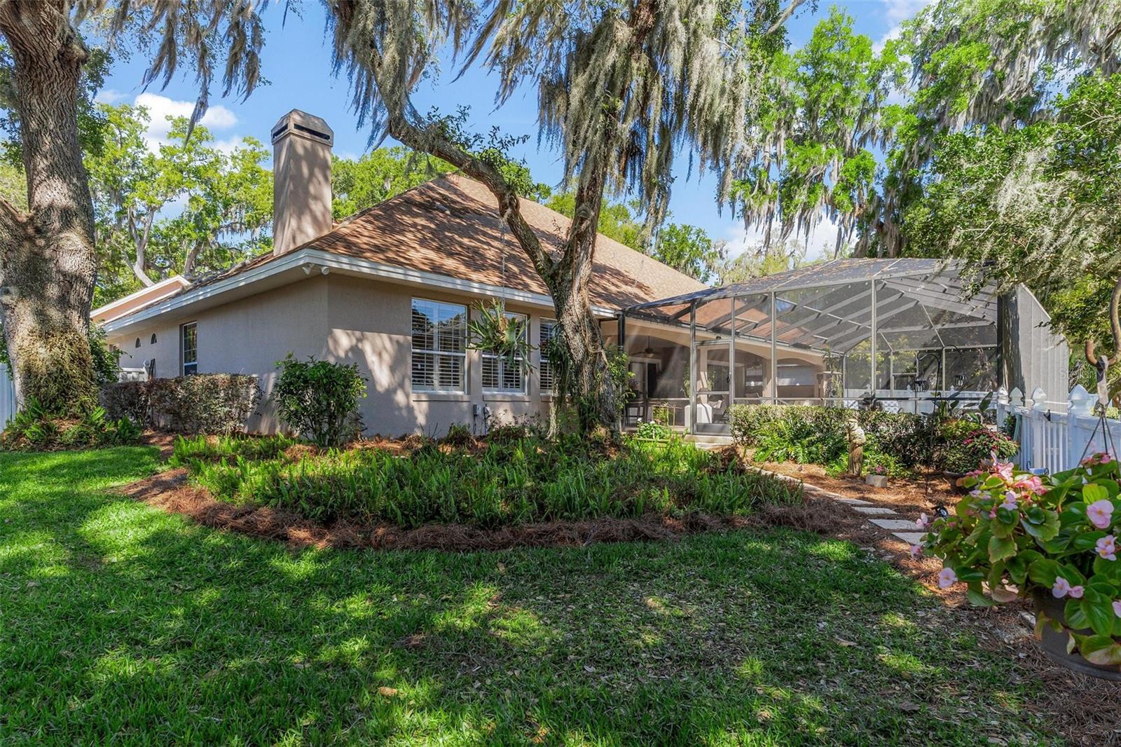 926 HAWK LNDG, FRUITLAND PARK, FL, 34731
