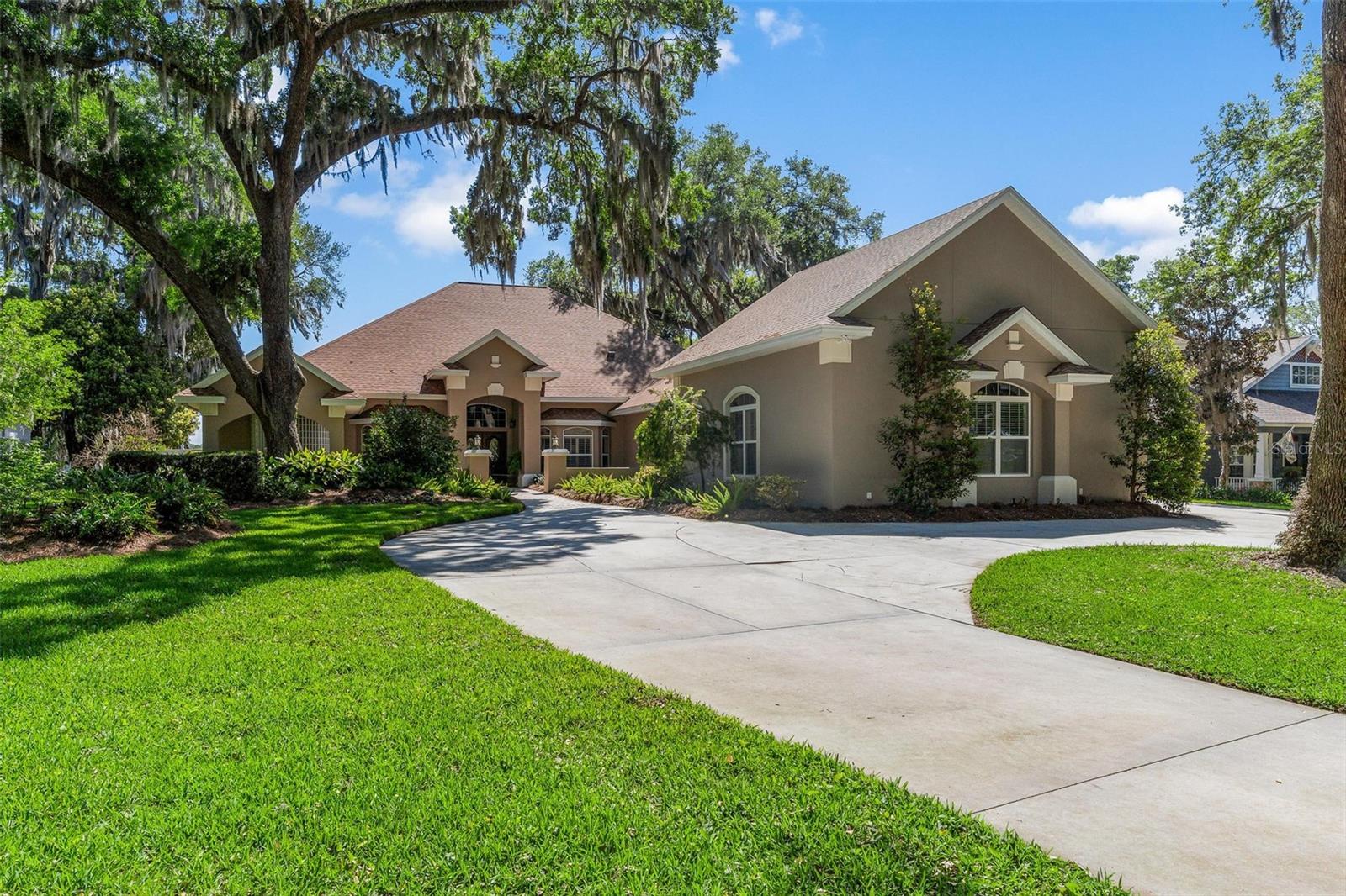 926 HAWK LNDG, FRUITLAND PARK, FL, 34731