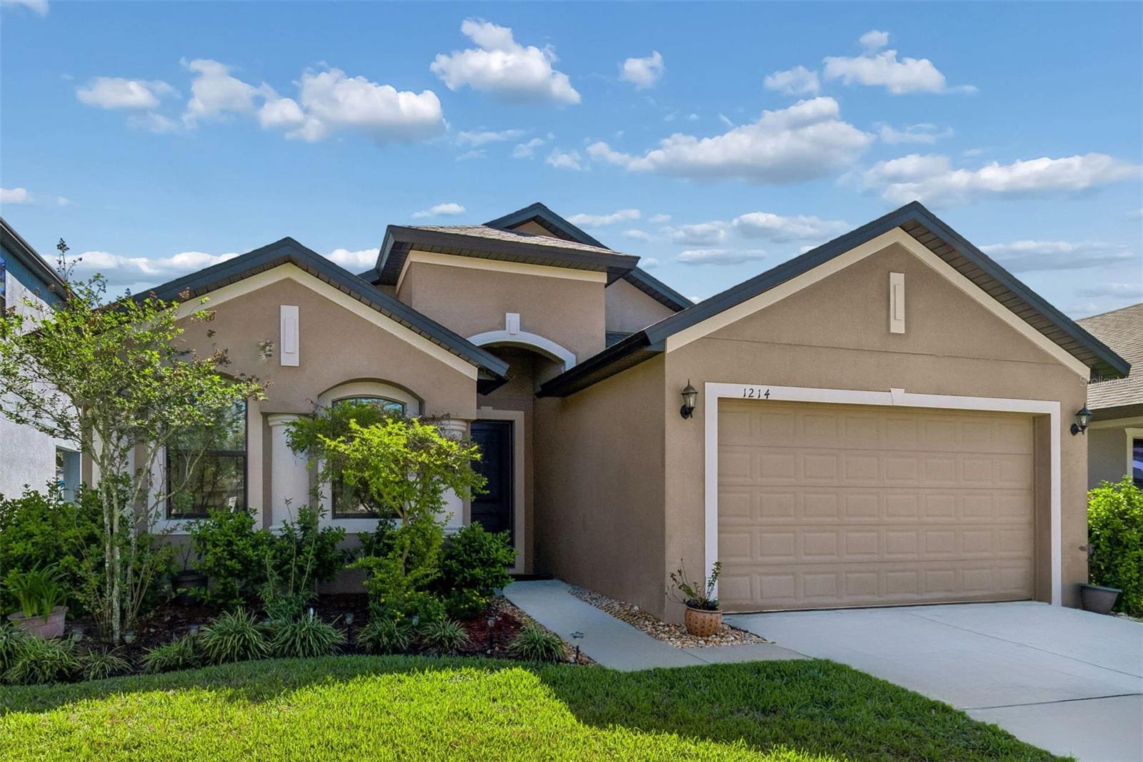 1214 FLORABLU DR, SEFFNER, FL, 33584