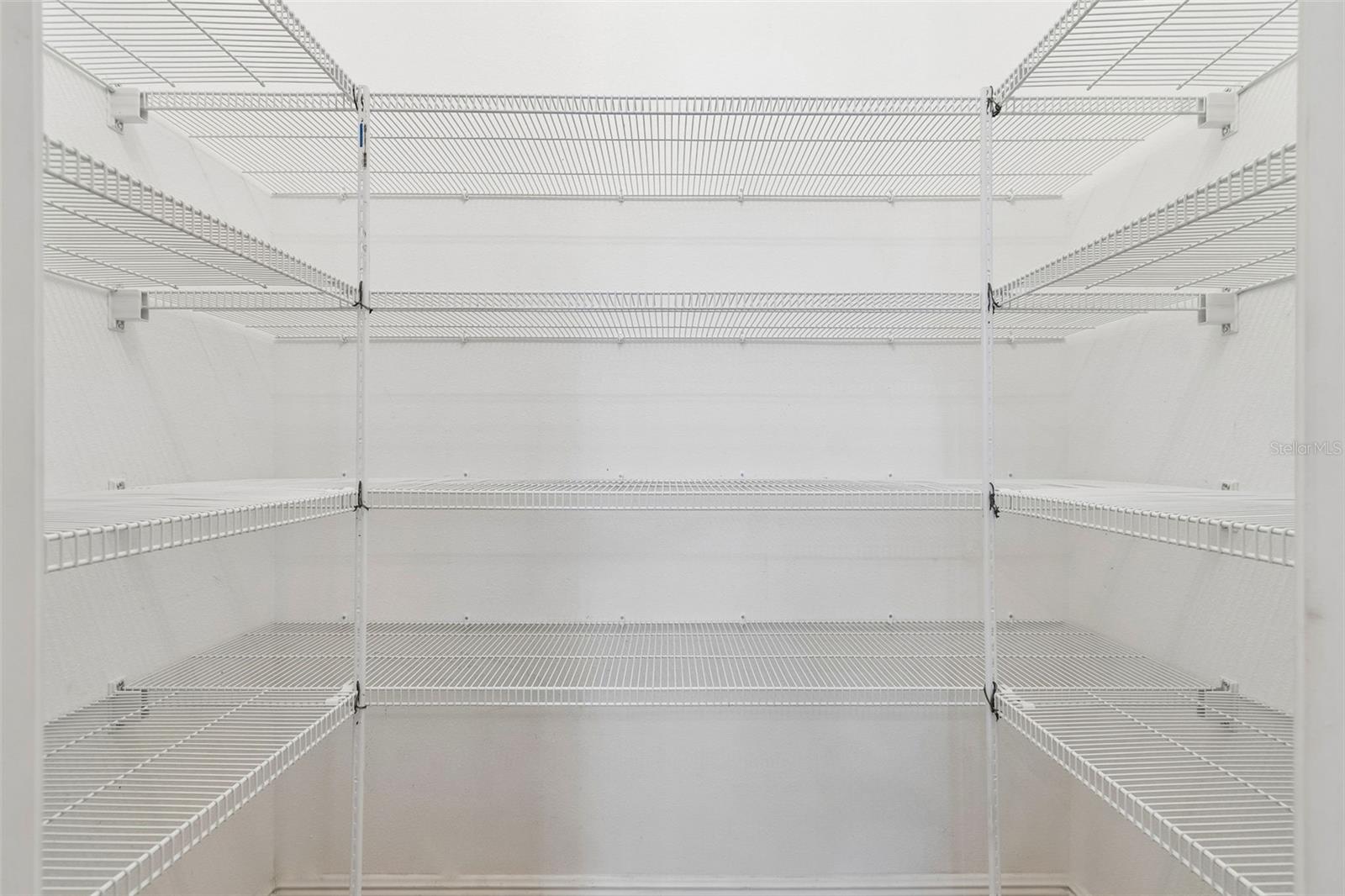 1214 FLORABLU DR, SEFFNER, FL, 33584