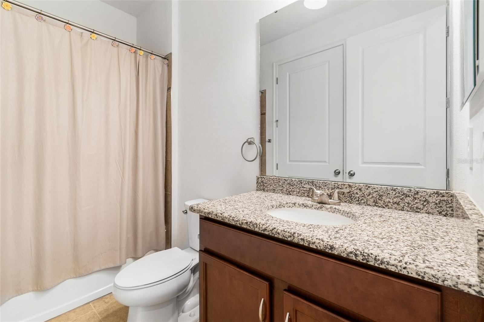 1214 FLORABLU DR, SEFFNER, FL, 33584