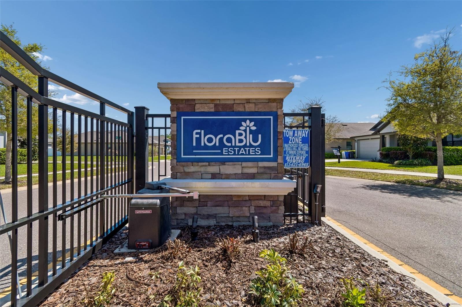 1214 FLORABLU DR, SEFFNER, FL, 33584