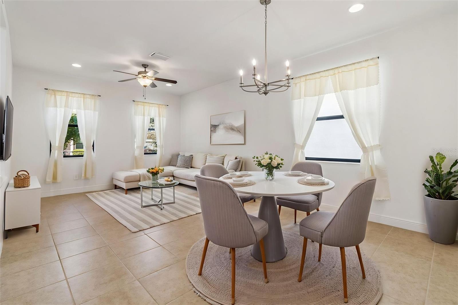 1214 FLORABLU DR, SEFFNER, FL, 33584