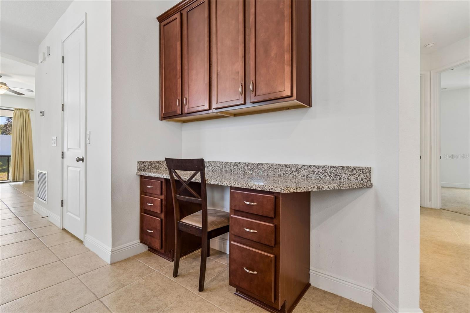 1214 FLORABLU DR, SEFFNER, FL, 33584