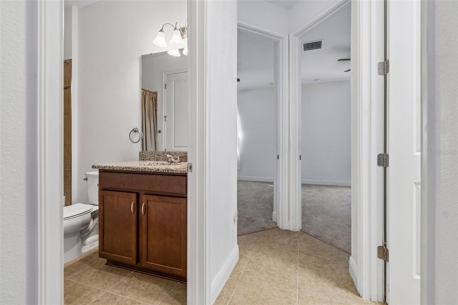 1214 FLORABLU DR, SEFFNER, FL, 33584