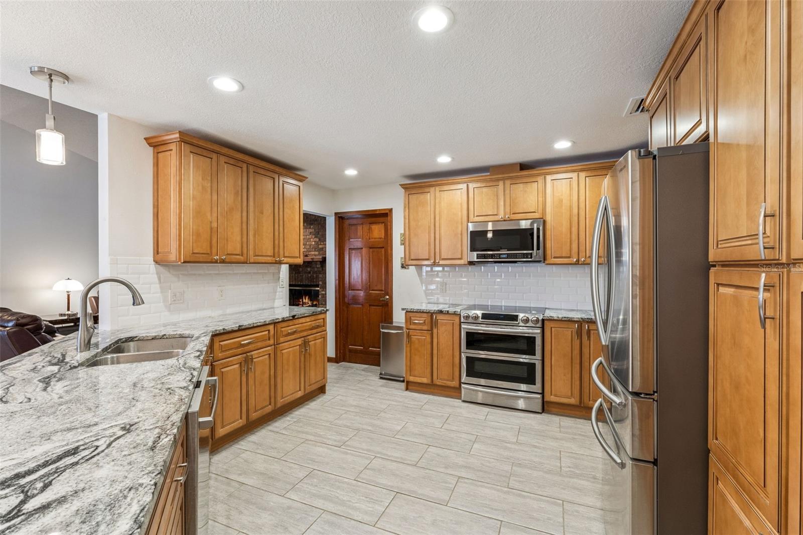 449 WEKIVA COVE RD, LONGWOOD, FL, 32779