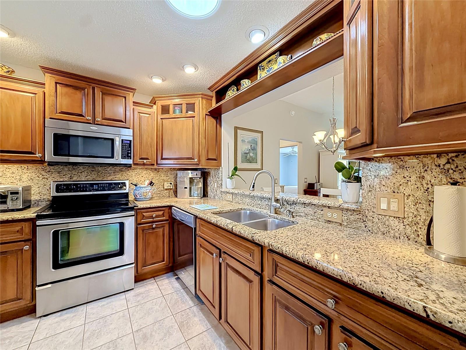 8641 SE 168TH KITTREDGE LOOP, THE VILLAGES, FL, 32162
