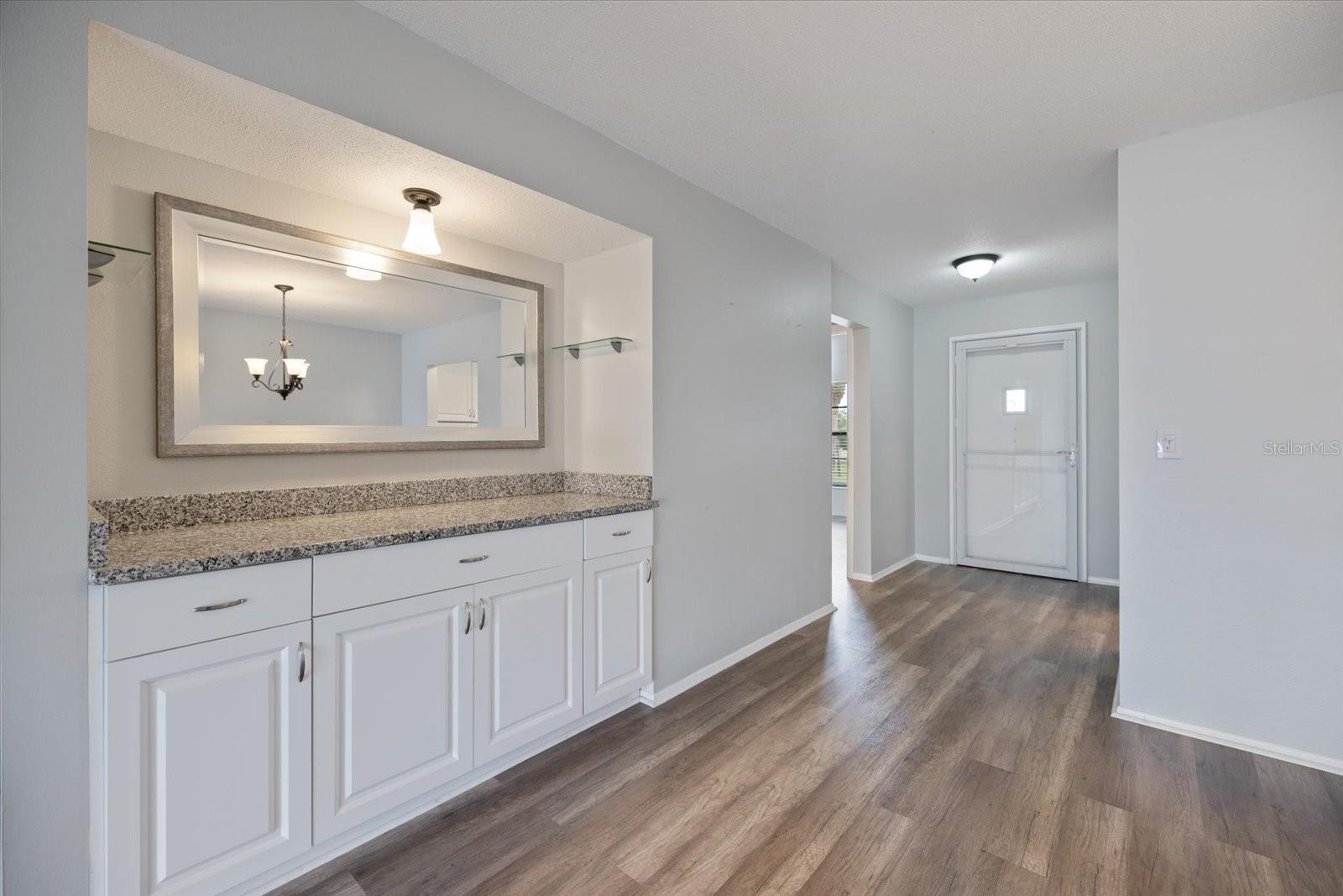 335 THREE LAKES LN #B, VENICE, FL, 34285