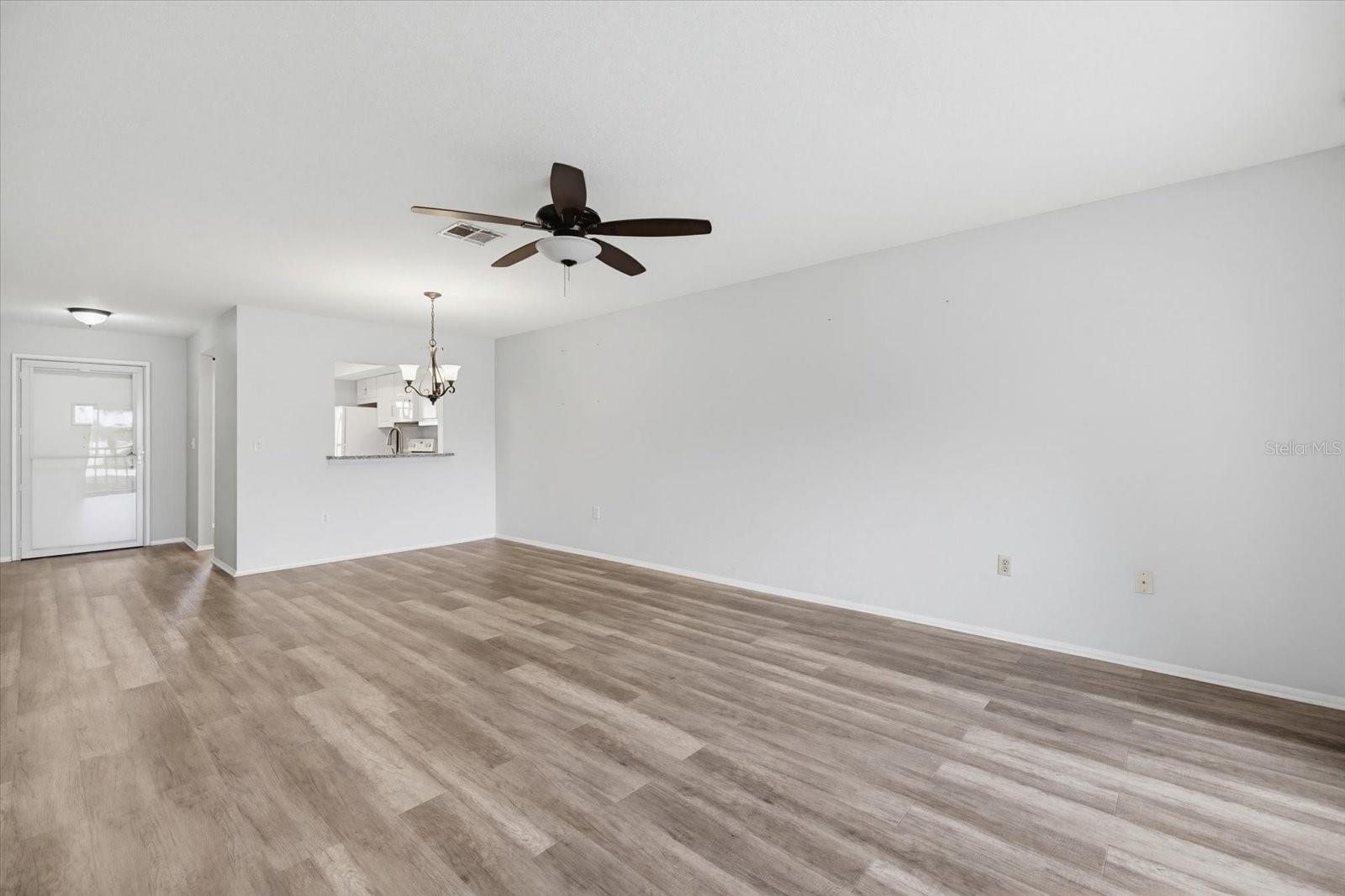 335 THREE LAKES LN #B, VENICE, FL, 34285