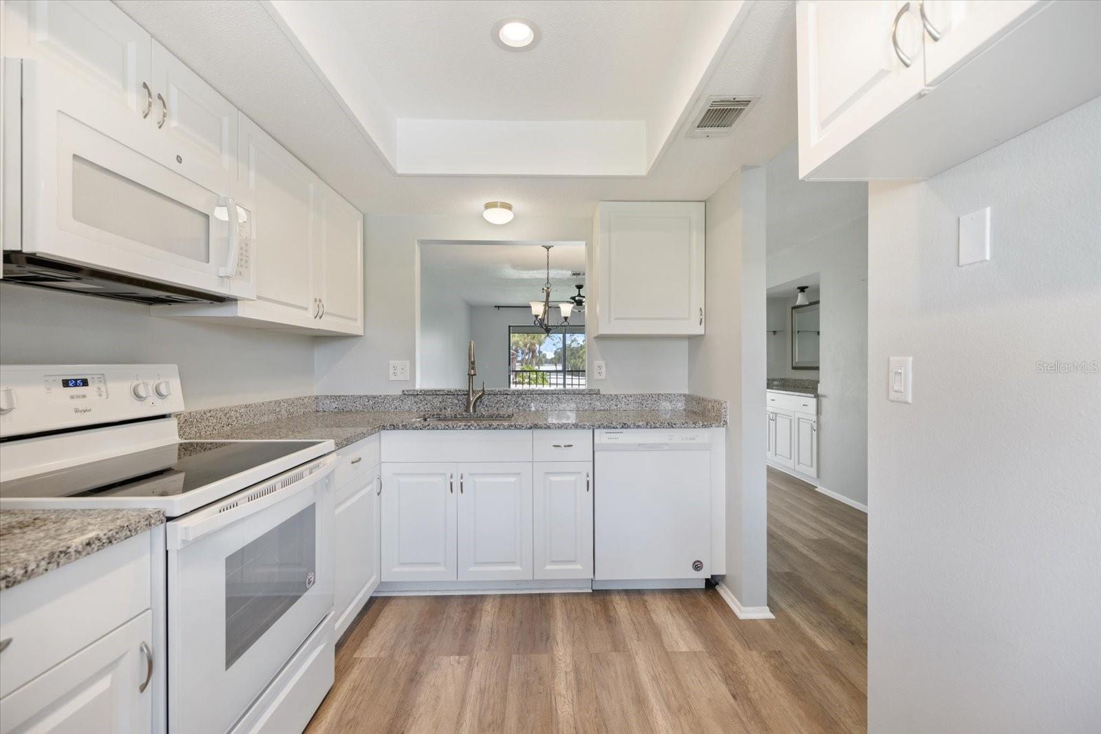 335 THREE LAKES LN #B, VENICE, FL, 34285