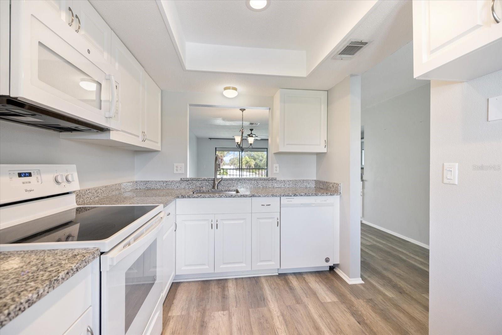 335 THREE LAKES LN #B, VENICE, FL, 34285