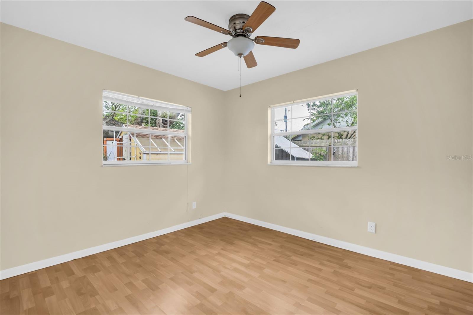 1097 KENWOOD DR, DUNEDIN, FL, 34698