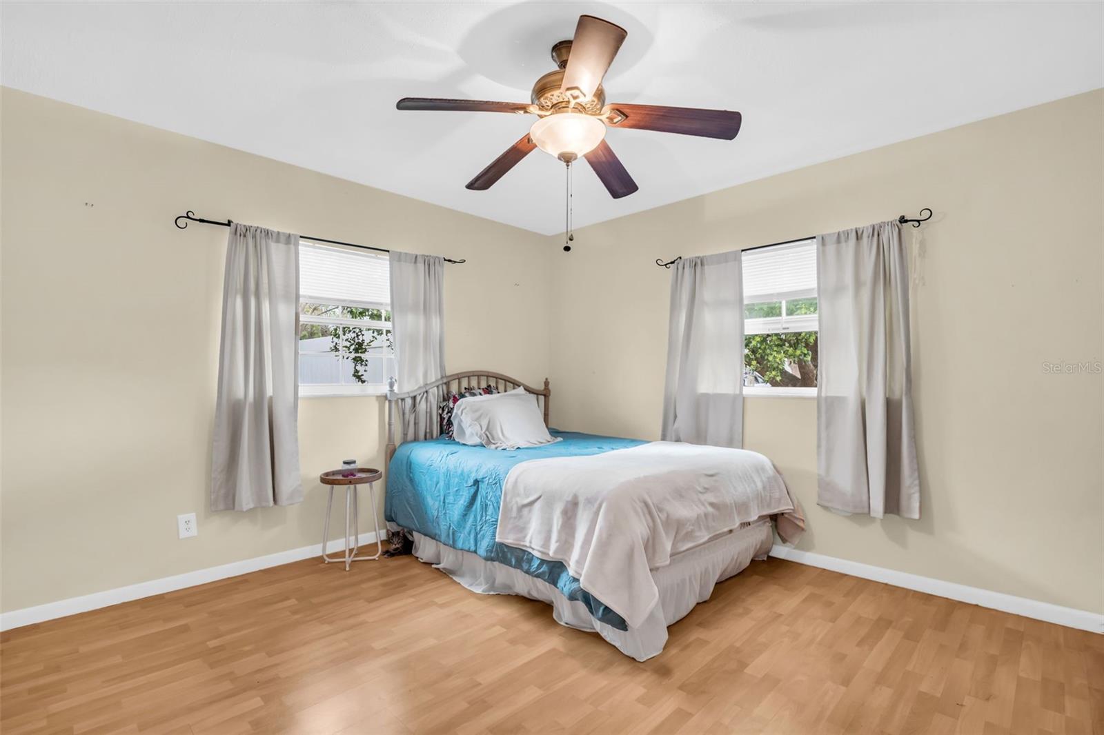 1097 KENWOOD DR, DUNEDIN, FL, 34698