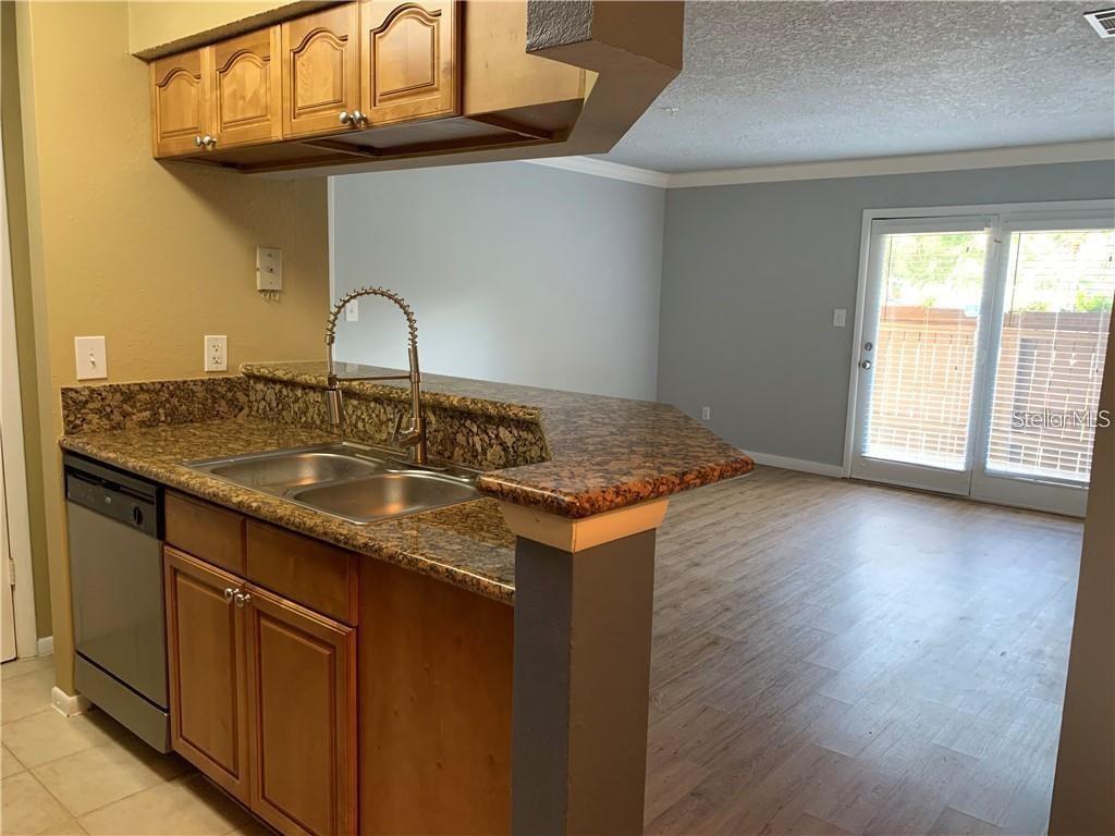 232 AFTON SQ #110, ALTAMONTE SPRINGS, FL, 32714