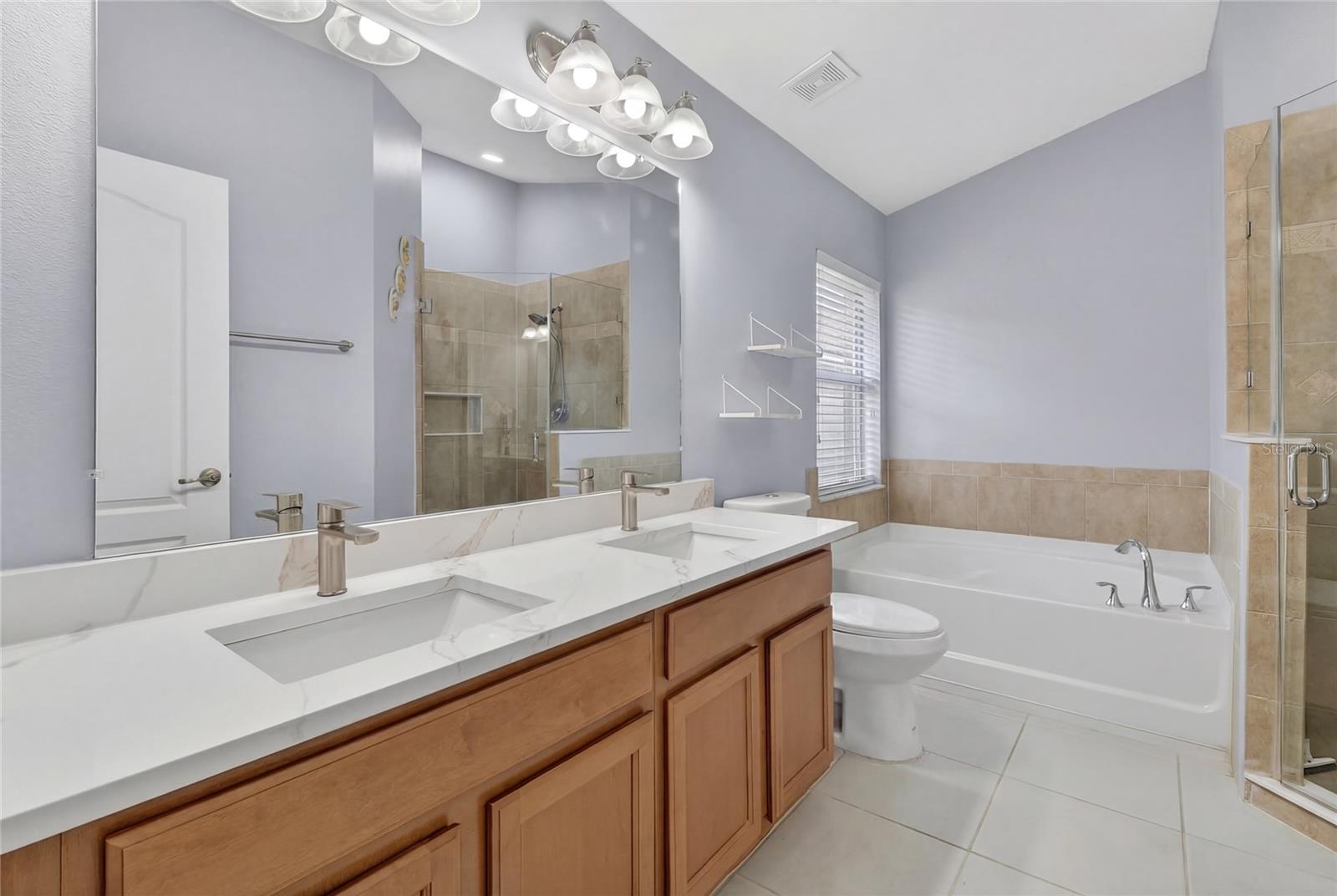 3881 HAMPTON HILLS DR, LAKELAND, FL, 33810