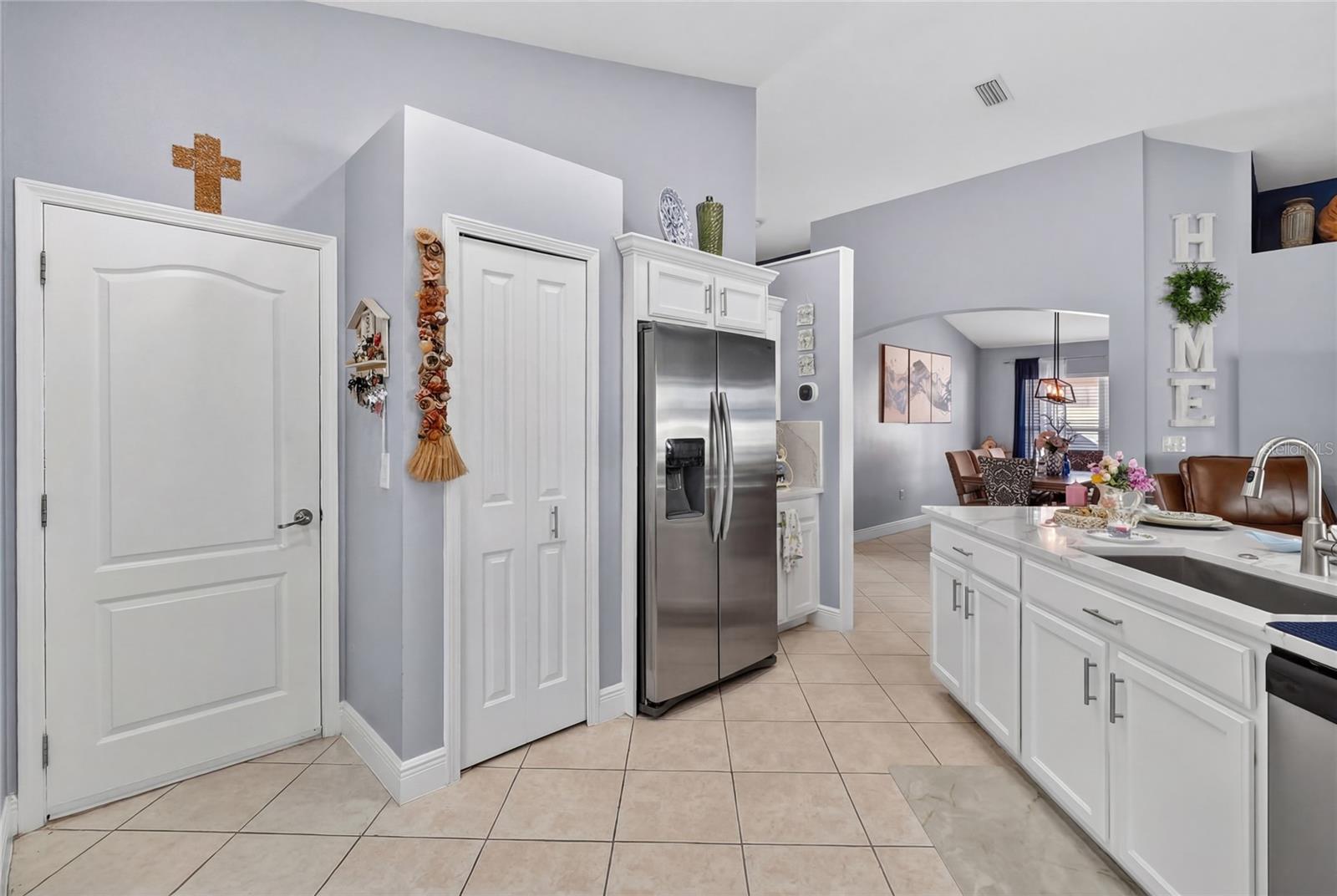 3881 HAMPTON HILLS DR, LAKELAND, FL, 33810
