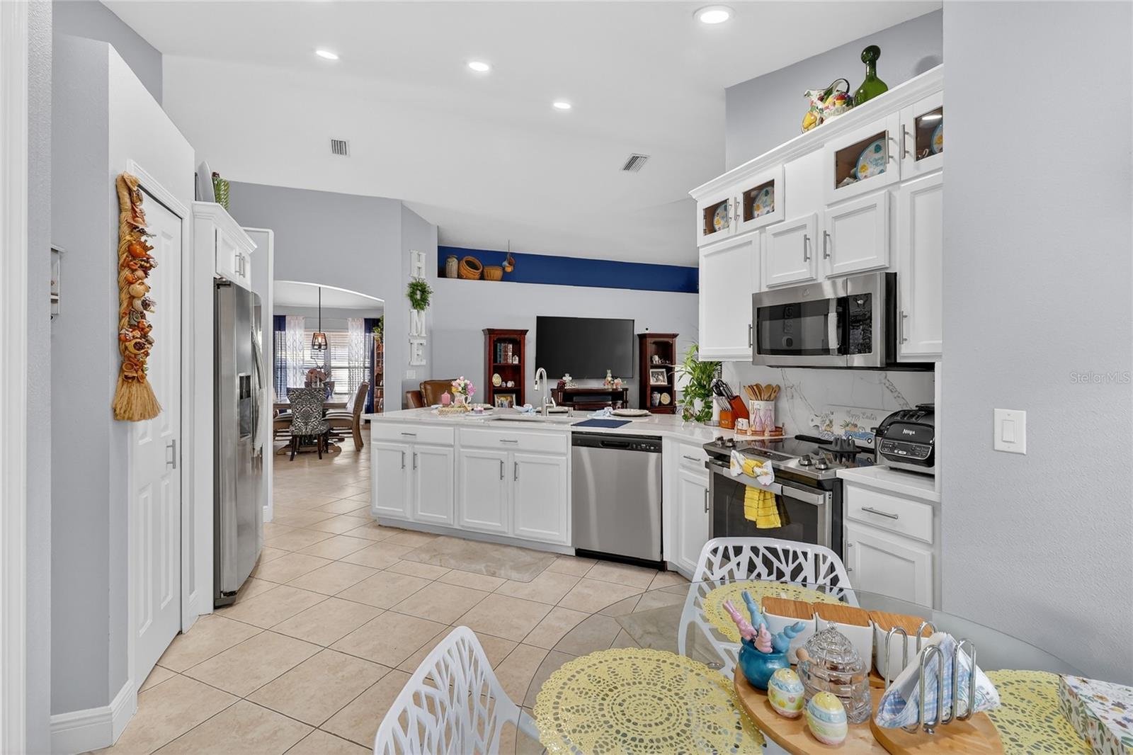 3881 HAMPTON HILLS DR, LAKELAND, FL, 33810